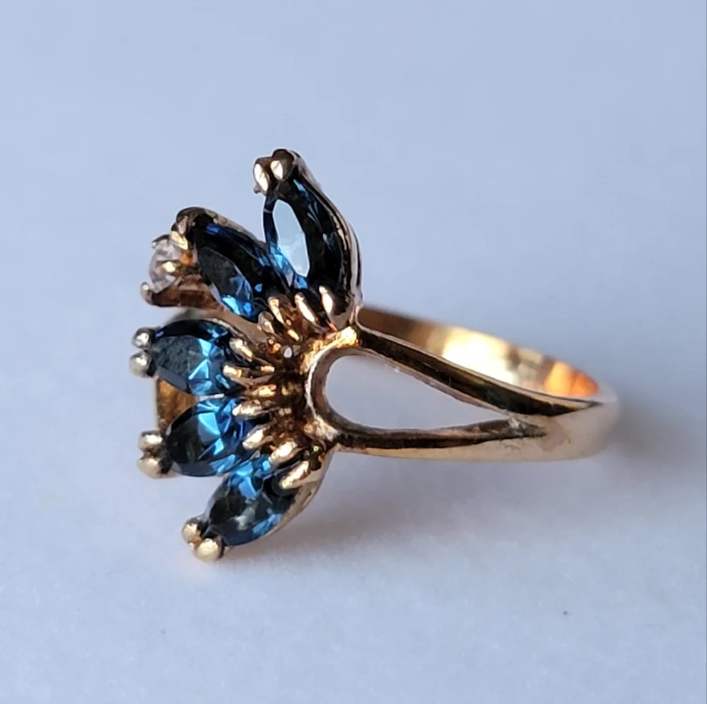 Vintage DAC Sapphire Simulated Gemstone Marquise Split Shank Ring  6¼ Gold GP